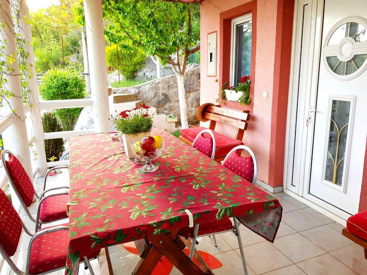 Holiday Village Ostrog Nikšić Екстериор снимка